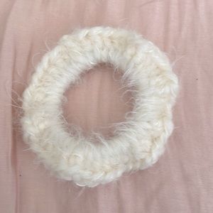 1 for $9 or 2 for$10 Soft ivory scrunchy for a beautiful ponytail. Best offer